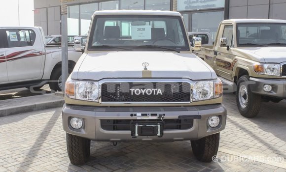 Buy Import Toyota Land Cruiser Beige Car in Import - Dubai in Dhufar Buy Import Toyota Land Cruiser Beige Car in Import - Dubai in Dhufar