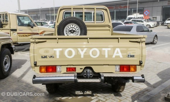 Buy Import Toyota Land Cruiser Beige Car in Import - Dubai in Dhufar Buy Import Toyota Land Cruiser Beige Car in Import - Dubai in Dhufar