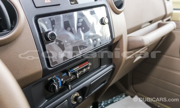 Buy Import Toyota Land Cruiser Beige Car in Import - Dubai in Dhufar Buy Import Toyota Land Cruiser Beige Car in Import - Dubai in Dhufar