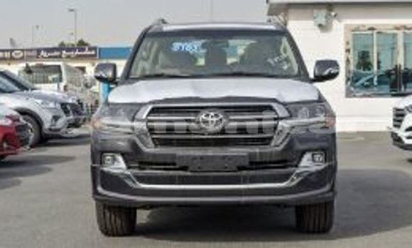 Buy Import Toyota Land Cruiser Other Car in Import - Dubai in Dhufar Buy Import Toyota Land Cruiser Other Car in Import - Dubai in Dhufar