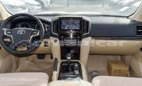 Buy Import Toyota Land Cruiser Other Car in Import - Dubai in Dhufar Buy Import Toyota Land Cruiser Other Car in Import - Dubai in Dhufar