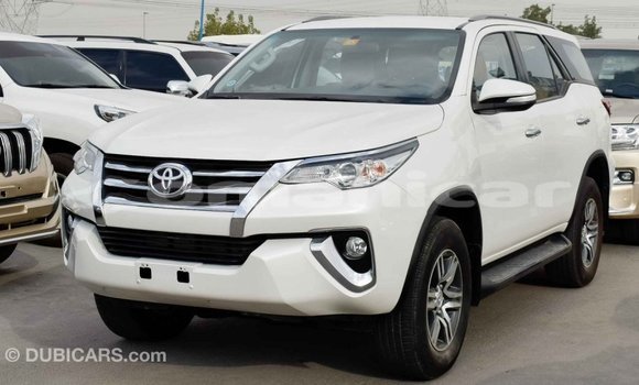 Buy Import Toyota Fortuner White Car in Import - Dubai in Dhufar Buy Import Toyota Fortuner White Car in Import - Dubai in Dhufar