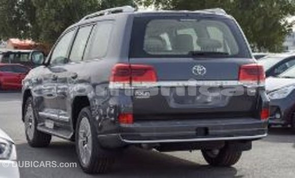 Buy Import Toyota Land Cruiser Other Car in Import - Dubai in Dhufar Buy Import Toyota Land Cruiser Other Car in Import - Dubai in Dhufar