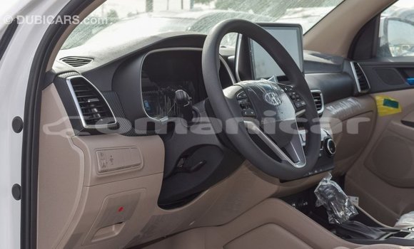 Buy Import Hyundai Tucson White Car in Import - Dubai in Dhufar Buy Import Hyundai Tucson White Car in Import - Dubai in Dhufar