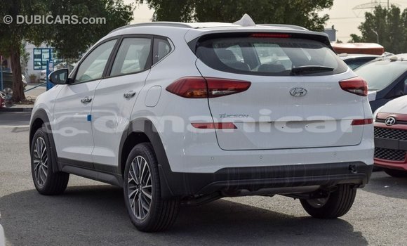 Buy Import Hyundai Tucson White Car in Import - Dubai in Dhufar Buy Import Hyundai Tucson White Car in Import - Dubai in Dhufar