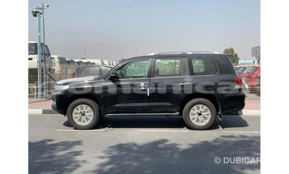 Buy Import Toyota Land Cruiser Black Car in Import - Dubai in Dhufar Buy Import Toyota Land Cruiser Black Car in Import - Dubai in Dhufar