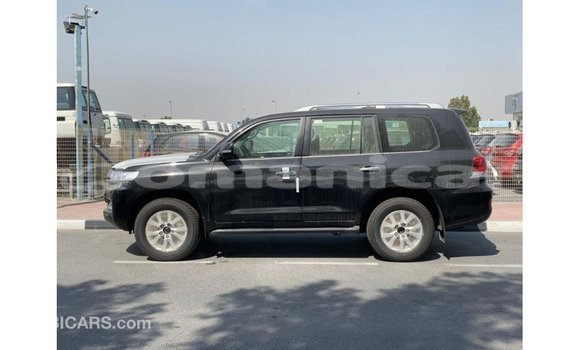 Buy Import Toyota Land Cruiser Black Car in Import - Dubai in Dhufar Buy Import Toyota Land Cruiser Black Car in Import - Dubai in Dhufar