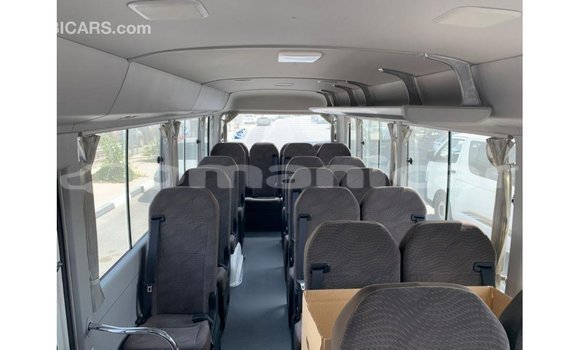 Buy Import Toyota Coaster White Car in Import - Dubai in Dhufar Buy Import Toyota Coaster White Car in Import - Dubai in Dhufar