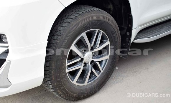 Buy Import Toyota Prado White Car in Import - Dubai in Dhufar Buy Import Toyota Prado White Car in Import - Dubai in Dhufar