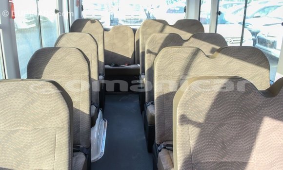 Buy Import Toyota Coaster White Car in Import - Dubai in Dhufar Buy Import Toyota Coaster White Car in Import - Dubai in Dhufar