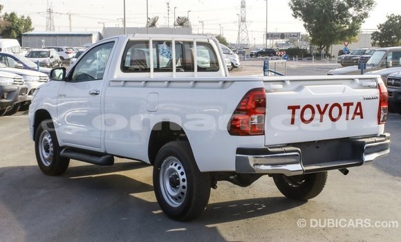 Buy Import Toyota Hilux White Car in Import - Dubai in Dhufar Buy Import Toyota Hilux White Car in Import - Dubai in Dhufar