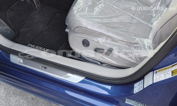 Buy Import Volkswagen Passat Blue Car in Import - Dubai in Dhufar Buy Import Volkswagen Passat Blue Car in Import - Dubai in Dhufar