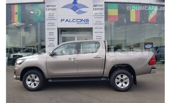 Buy Import Toyota Hilux Brown Car in Import - Dubai in Dhufar Buy Import Toyota Hilux Brown Car in Import - Dubai in Dhufar