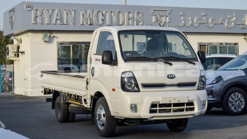 Big with watermark kia carens dhufar import dubai 3403
