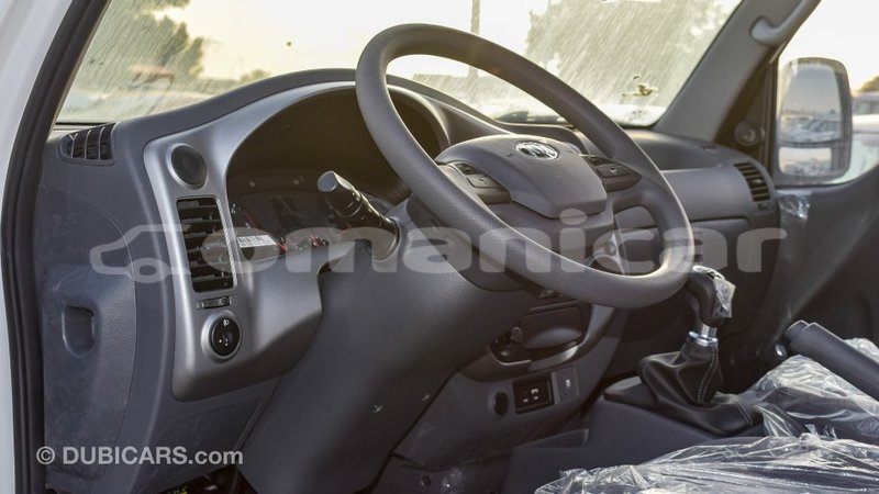 Big with watermark kia carens dhufar import dubai 3403