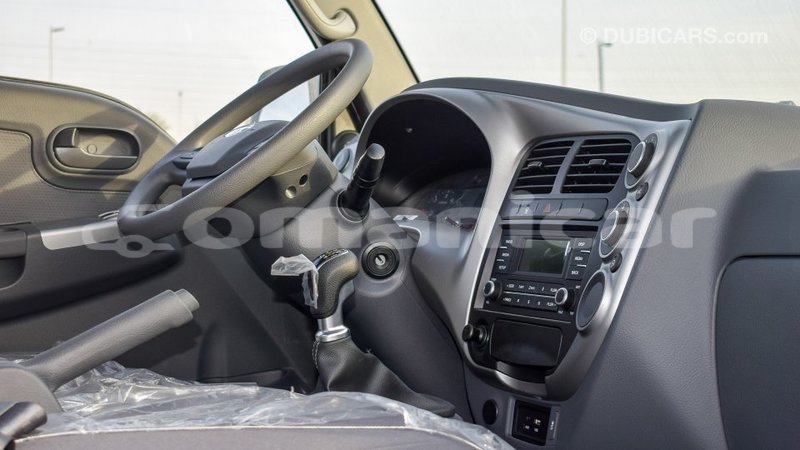 Big with watermark kia carens dhufar import dubai 3403
