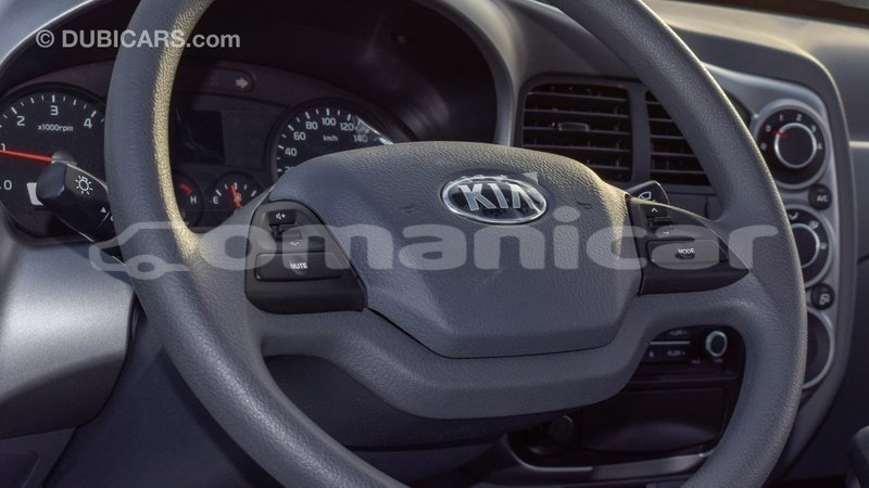 Big with watermark kia carens dhufar import dubai 3403