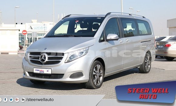 Buy Import Mercedes-Benz 250 Other Car in Import - Dubai in Dhufar Buy Import Mercedes-Benz 250 Other Car in Import - Dubai in Dhufar