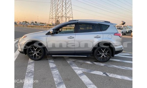 Buy Import Toyota 4Runner Other Car in Import - Dubai in Dhufar Buy Import Toyota 4Runner Other Car in Import - Dubai in Dhufar