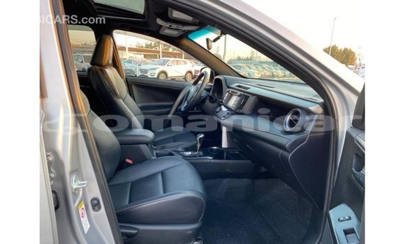 Buy Import Toyota 4Runner Other Car in Import - Dubai in Dhufar Buy Import Toyota 4Runner Other Car in Import - Dubai in Dhufar