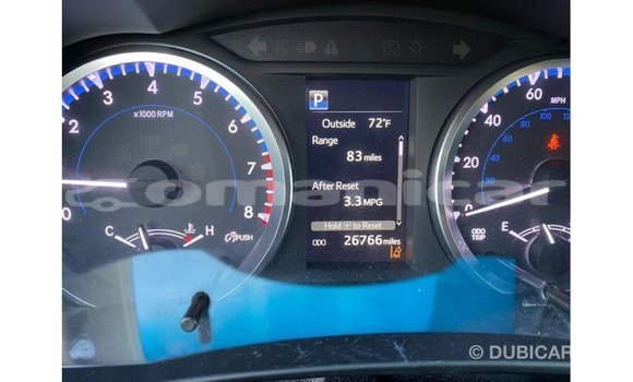 Buy Import Toyota Highlander White Car in Import - Dubai in Dhufar Buy Import Toyota Highlander White Car in Import - Dubai in Dhufar