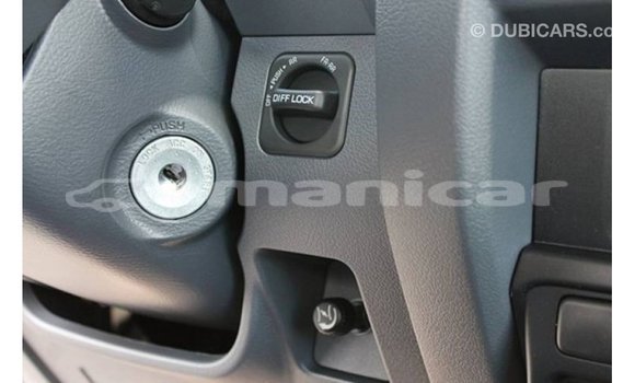 Buy Import Toyota Land Cruiser White Car in Import - Dubai in Dhufar Buy Import Toyota Land Cruiser White Car in Import - Dubai in Dhufar