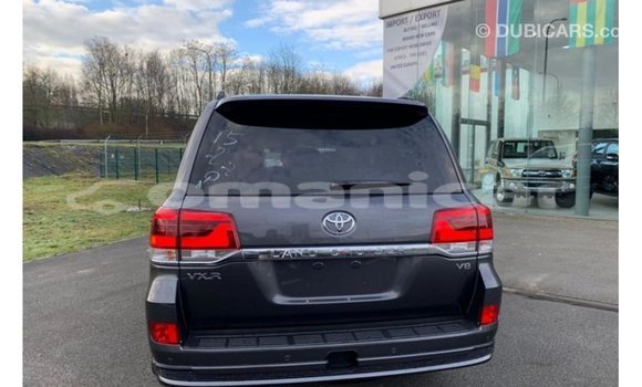 Buy Import Toyota Land Cruiser Black Car in Import - Dubai in Dhufar Buy Import Toyota Land Cruiser Black Car in Import - Dubai in Dhufar