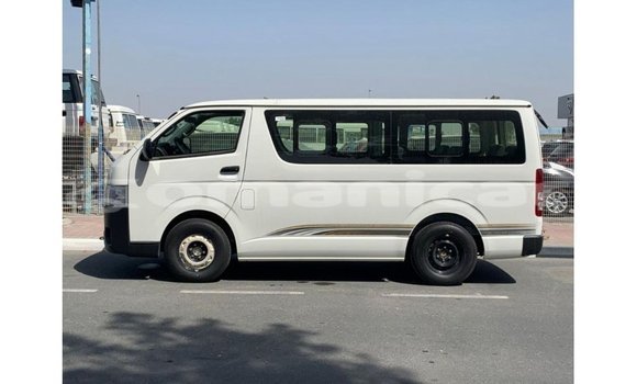 Buy Import Toyota Hiace White Car in Import - Dubai in Dhufar Buy Import Toyota Hiace White Car in Import - Dubai in Dhufar