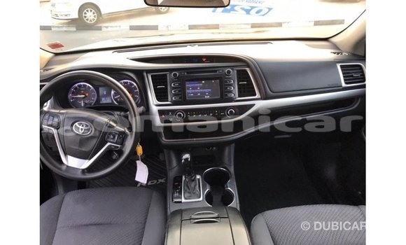 Buy Import Toyota Highlander Black Car in Import - Dubai in Dhufar Buy Import Toyota Highlander Black Car in Import - Dubai in Dhufar