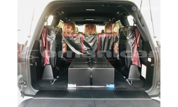 Buy Import Lexus LX White Car in Import - Dubai in Dhufar Buy Import Lexus LX White Car in Import - Dubai in Dhufar