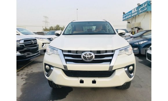 Buy Import Toyota Fortuner White Car in Import - Dubai in Dhufar Buy Import Toyota Fortuner White Car in Import - Dubai in Dhufar