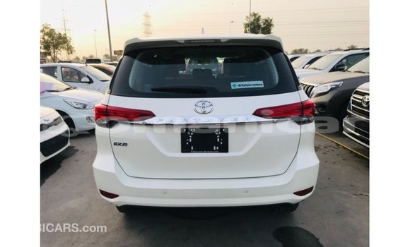 Buy Import Toyota Fortuner White Car in Import - Dubai in Dhufar Buy Import Toyota Fortuner White Car in Import - Dubai in Dhufar