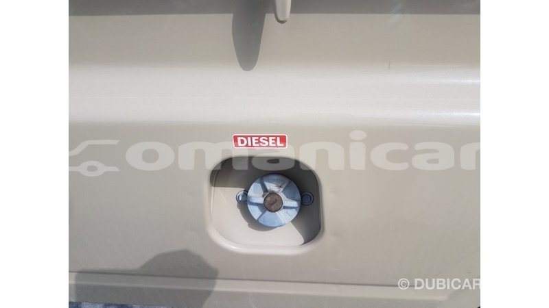 Big with watermark toyota land cruiser dhufar import dubai 3443