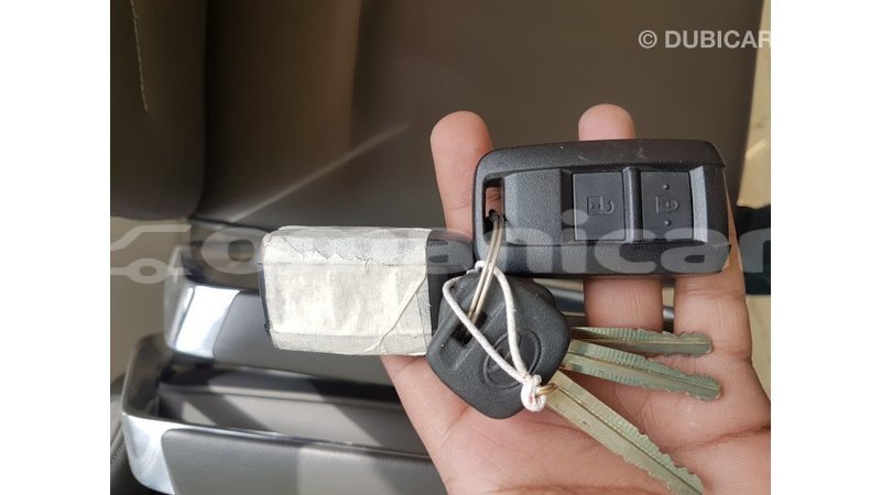 Big with watermark toyota land cruiser dhufar import dubai 3443