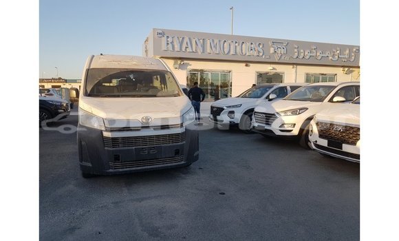 Buy Import Toyota Hiace White Car in Import - Dubai in Dhufar Buy Import Toyota Hiace White Car in Import - Dubai in Dhufar
