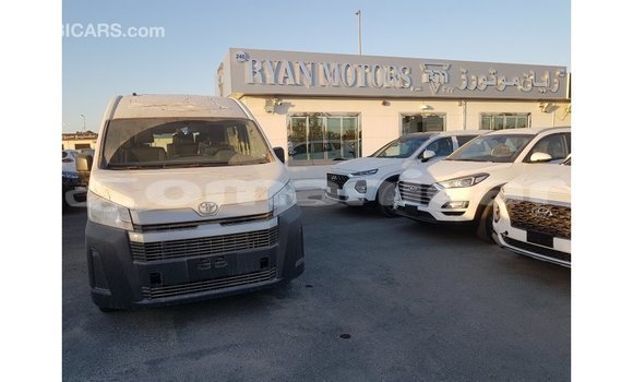 Buy Import Toyota Hiace White Car in Import - Dubai in Dhufar Buy Import Toyota Hiace White Car in Import - Dubai in Dhufar