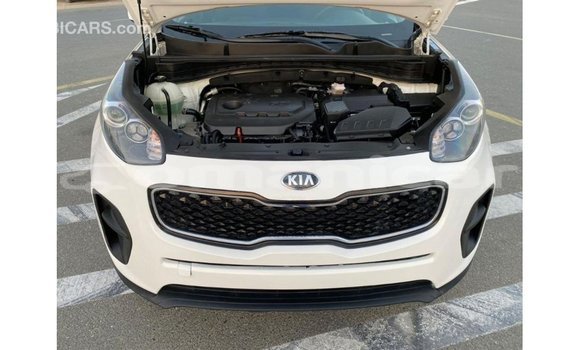 Buy Import Kia Sportage White Car in Import - Dubai in Dhufar Buy Import Kia Sportage White Car in Import - Dubai in Dhufar