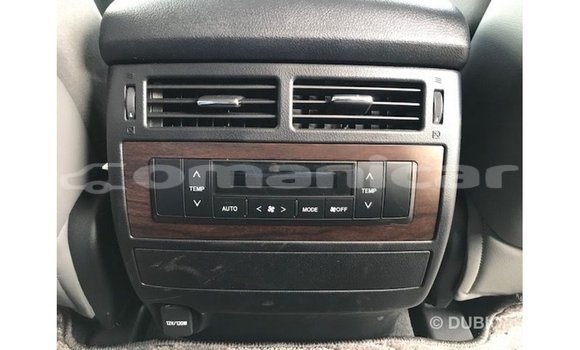 Buy Import Toyota Land Cruiser White Car in Import - Dubai in Dhufar Buy Import Toyota Land Cruiser White Car in Import - Dubai in Dhufar