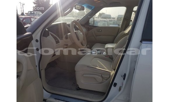 Buy Import Nissan Patrol White Car in Import - Dubai in Dhufar Buy Import Nissan Patrol White Car in Import - Dubai in Dhufar