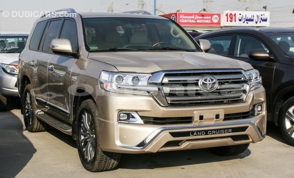 Buy Import Toyota Land Cruiser Other Car in Import - Dubai in Dhufar Buy Import Toyota Land Cruiser Other Car in Import - Dubai in Dhufar