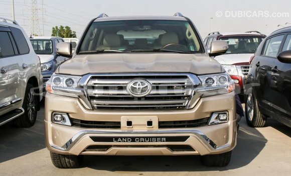 Buy Import Toyota Land Cruiser Other Car in Import - Dubai in Dhufar Buy Import Toyota Land Cruiser Other Car in Import - Dubai in Dhufar