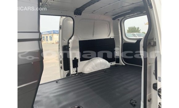 Buy Import Hyundai Cargo White Car in Import - Dubai in Dhufar Buy Import Hyundai Cargo White Car in Import - Dubai in Dhufar