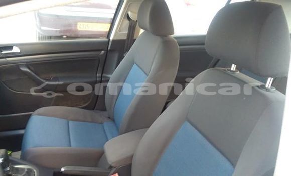 Buy Used Volkswagen Golf Black Car in Muscat in Masqat Buy Used Volkswagen Golf Black Car in Muscat in Masqat