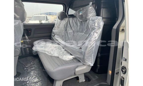Buy Import Hyundai Cargo White Car in Import - Dubai in Dhufar Buy Import Hyundai Cargo White Car in Import - Dubai in Dhufar