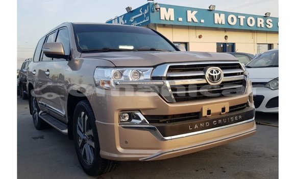 Buy Import Toyota Land Cruiser Other Car in Import - Dubai in Dhufar Buy Import Toyota Land Cruiser Other Car in Import - Dubai in Dhufar