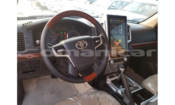 Buy Import Toyota Land Cruiser Other Car in Import - Dubai in Dhufar Buy Import Toyota Land Cruiser Other Car in Import - Dubai in Dhufar