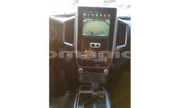 Buy Import Toyota Land Cruiser Other Car in Import - Dubai in Dhufar Buy Import Toyota Land Cruiser Other Car in Import - Dubai in Dhufar