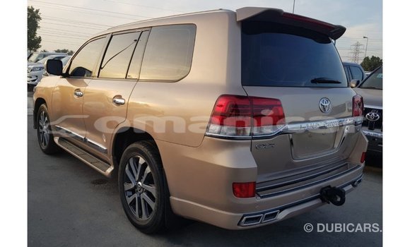 Buy Import Toyota Land Cruiser Other Car in Import - Dubai in Dhufar Buy Import Toyota Land Cruiser Other Car in Import - Dubai in Dhufar