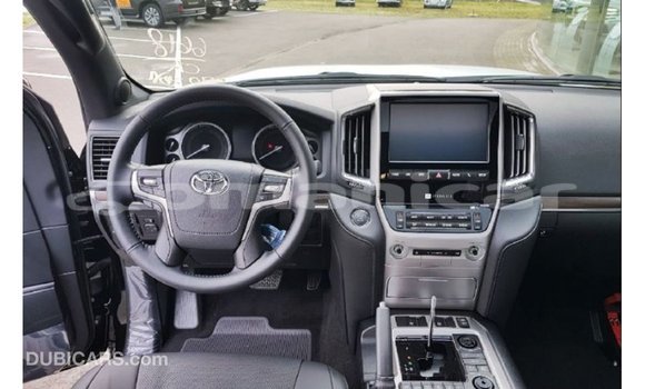 Buy Import Toyota Land Cruiser Black Car in Import - Dubai in Dhufar Buy Import Toyota Land Cruiser Black Car in Import - Dubai in Dhufar