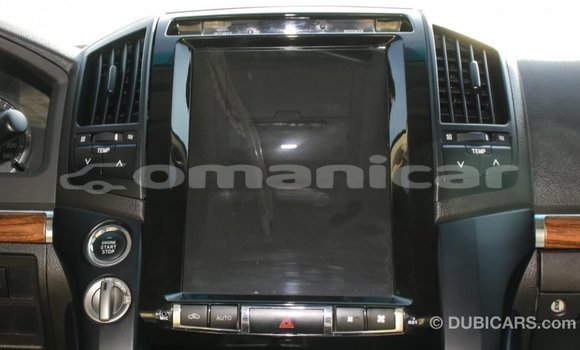 Buy Import Toyota Land Cruiser Other Car in Import - Dubai in Dhufar Buy Import Toyota Land Cruiser Other Car in Import - Dubai in Dhufar